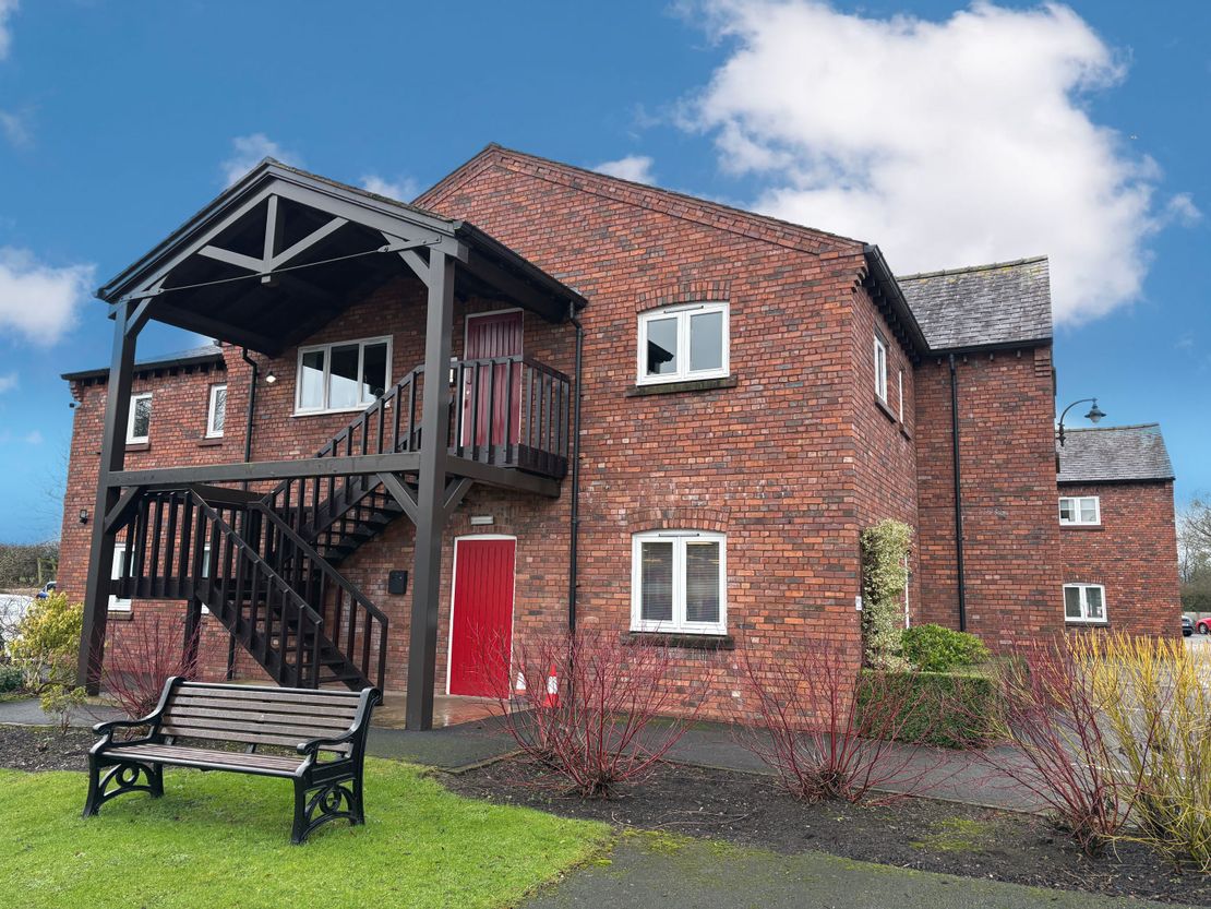Pulford House, Bell Meadow Business Park, Park Lane, Pulford, Chester, Cheshire, CH4 9EP