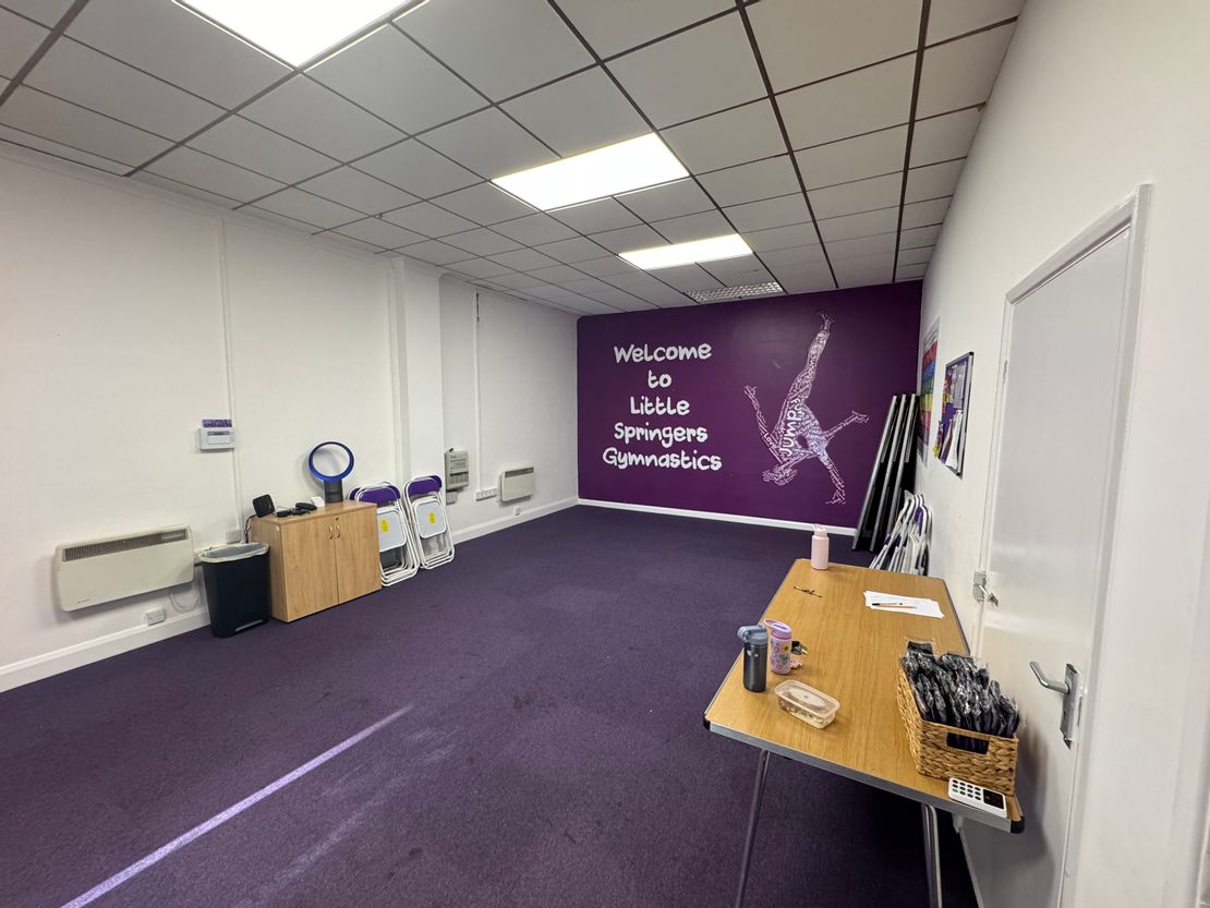 99 St Peter's Street, Syston, Leicestershire, LE7 1HL