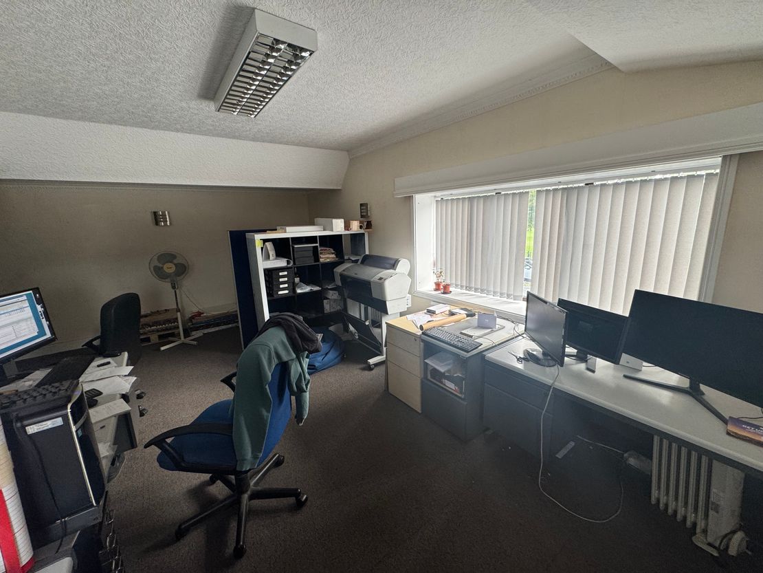 97 St Peter's Street, Syston, Leicestershire, LE7 1HL