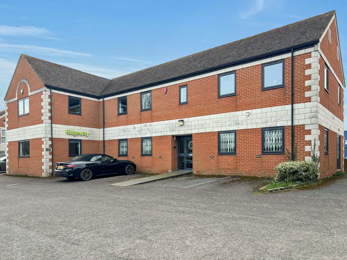 Riverside House, Two Rivers Industrial Estate, Witney, OX28 4BH