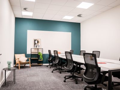 Property Image for 2-Work White Rose Park, Arlington Business Centre, Millshaw Park Lane, Leeds, West Yorkshire, LS11 0NE