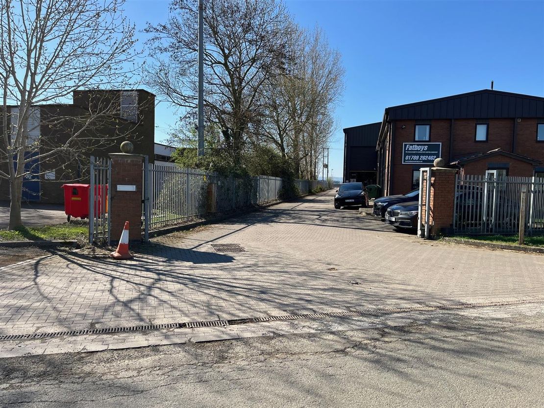 Station Road, Long Marston CV37 8RP