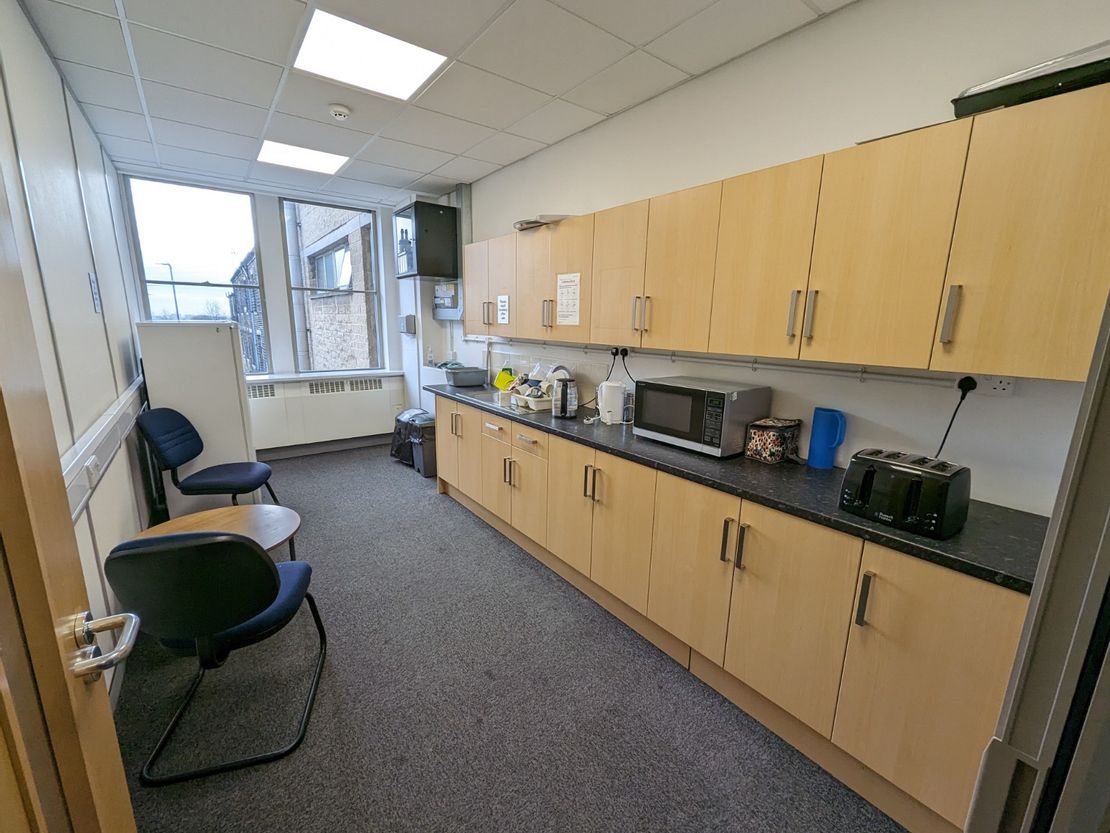 West 44 Business Centre, Laurel Mount, Pudsey, Leeds, LS28 7QE