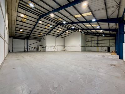 Property Image for Unit 3 Sundon Business Park, Dencora Way, Luton, LU3 3HP