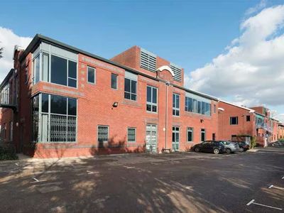 Property Image for 3 Waterside Court, Waterside Drive, Langley, Slough, SL3 6EZ