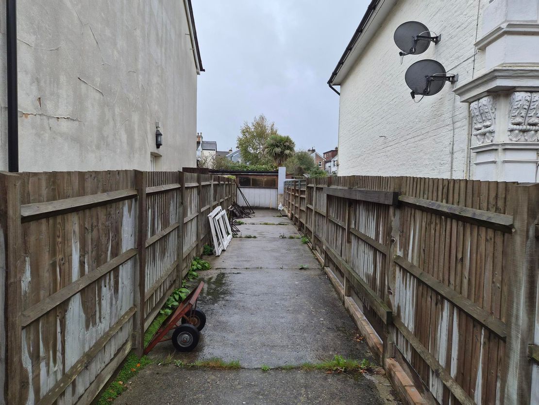 17 Avon Street, Tunbridge Wells, Kent, TN1 2JG