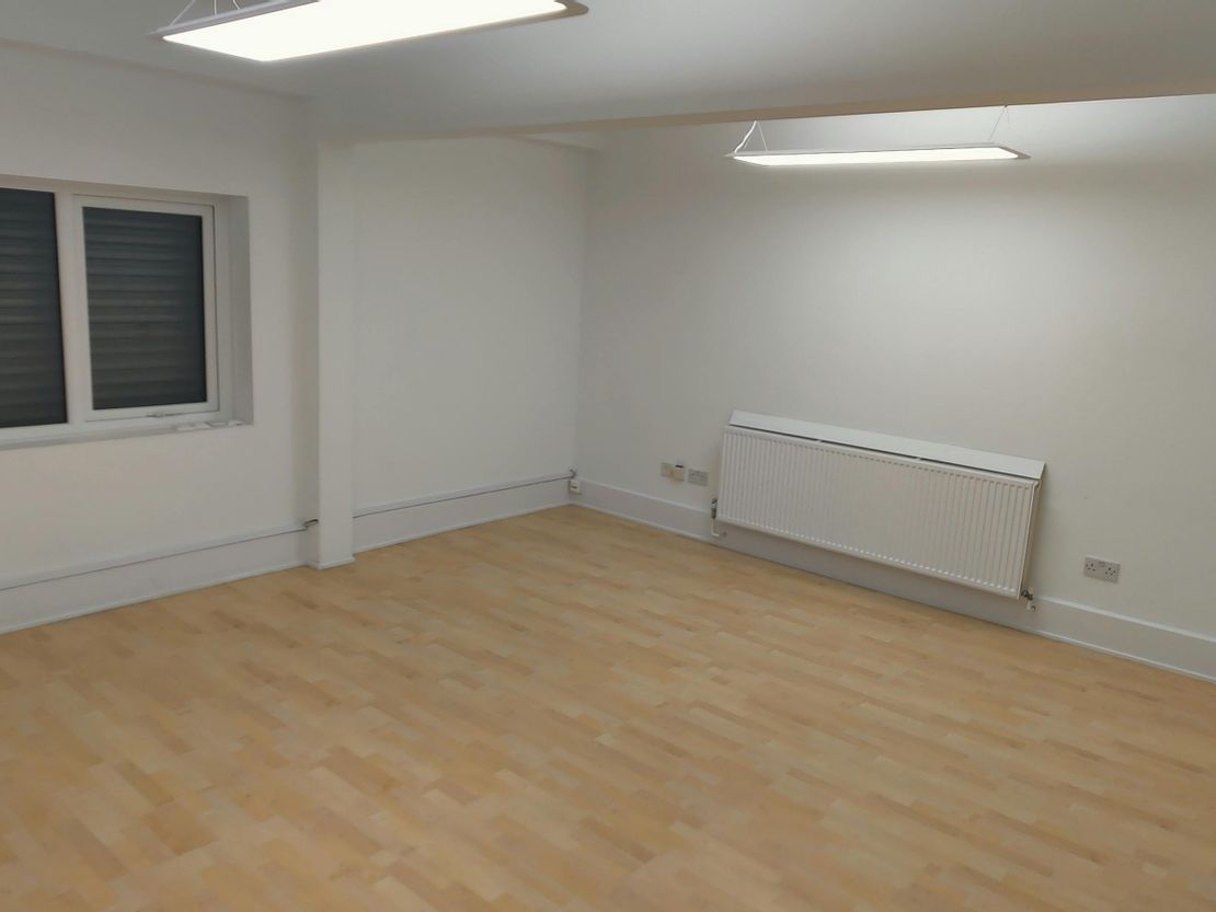 Unit 13, Gateway Trading Estate, Hythe Road, White City, NW10 6RJ