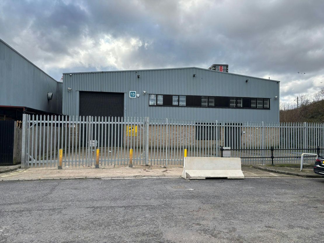 Unit 13, Gateway Trading Estate, Hythe Road, White City, NW10 6RJ
