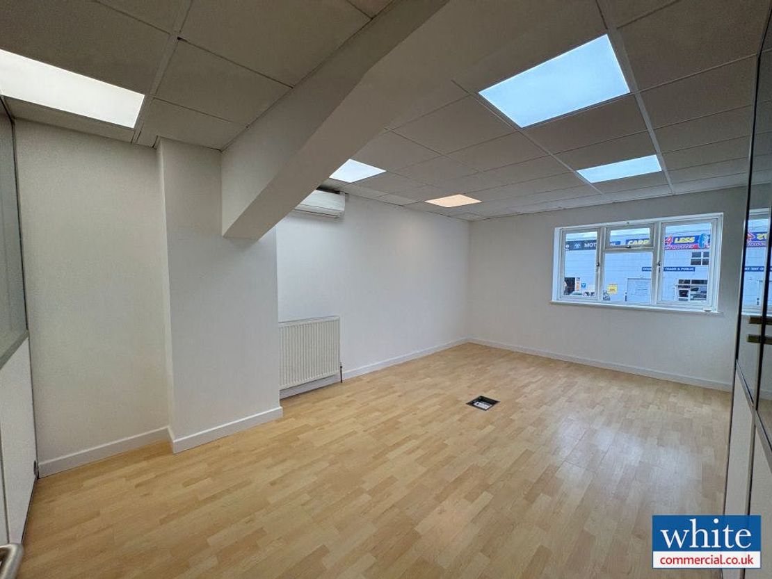 Unit L10, Area D Telford Road, Bicester, OX26 4LD