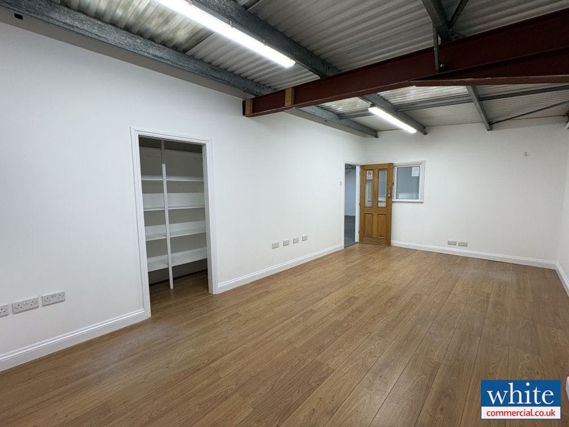 Unit L10, Area D Telford Road, Bicester, OX26 4LD