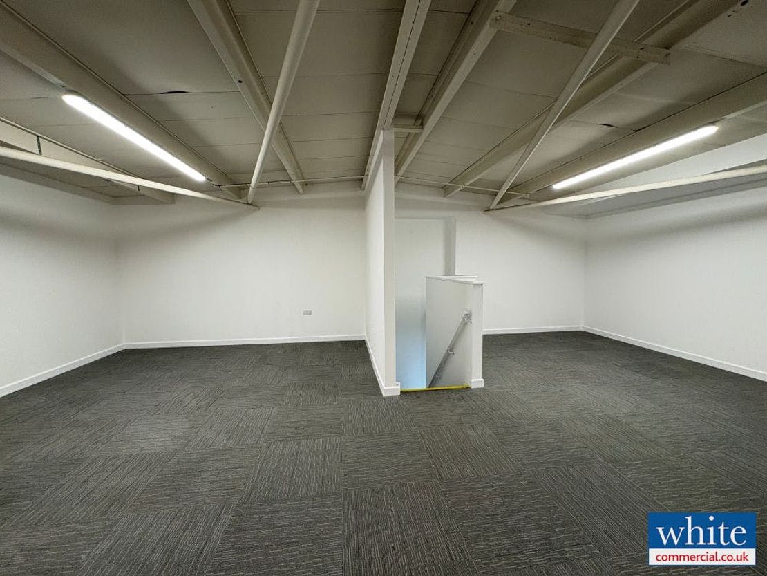 Unit L10, Area D Telford Road, Bicester, OX26 4LD