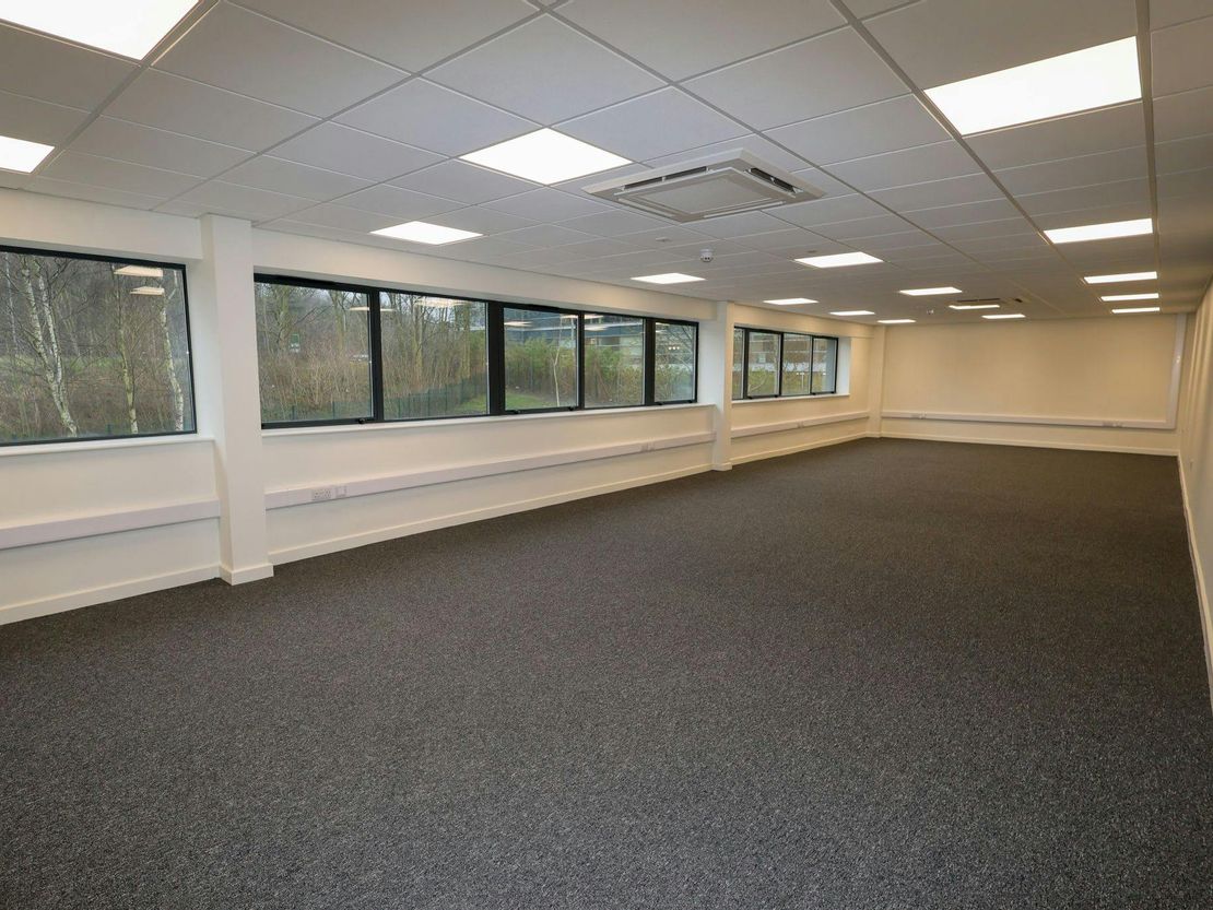 Unit 22, Millshaw Park, Leeds, LS11 0LW