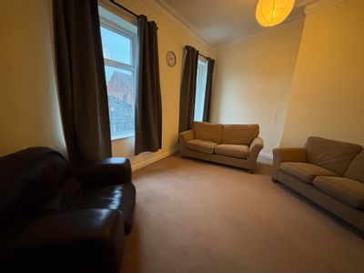Property Image for 26-28 Oldfield Lane, Heckmondwike, West Yorkshire, WF16 0JD