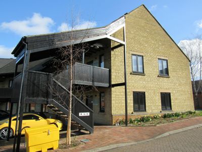 Property Image for 17 Canon Harnett Court, Warren Park, Wolverton Mill, Milton Keynes, MK12 5NF