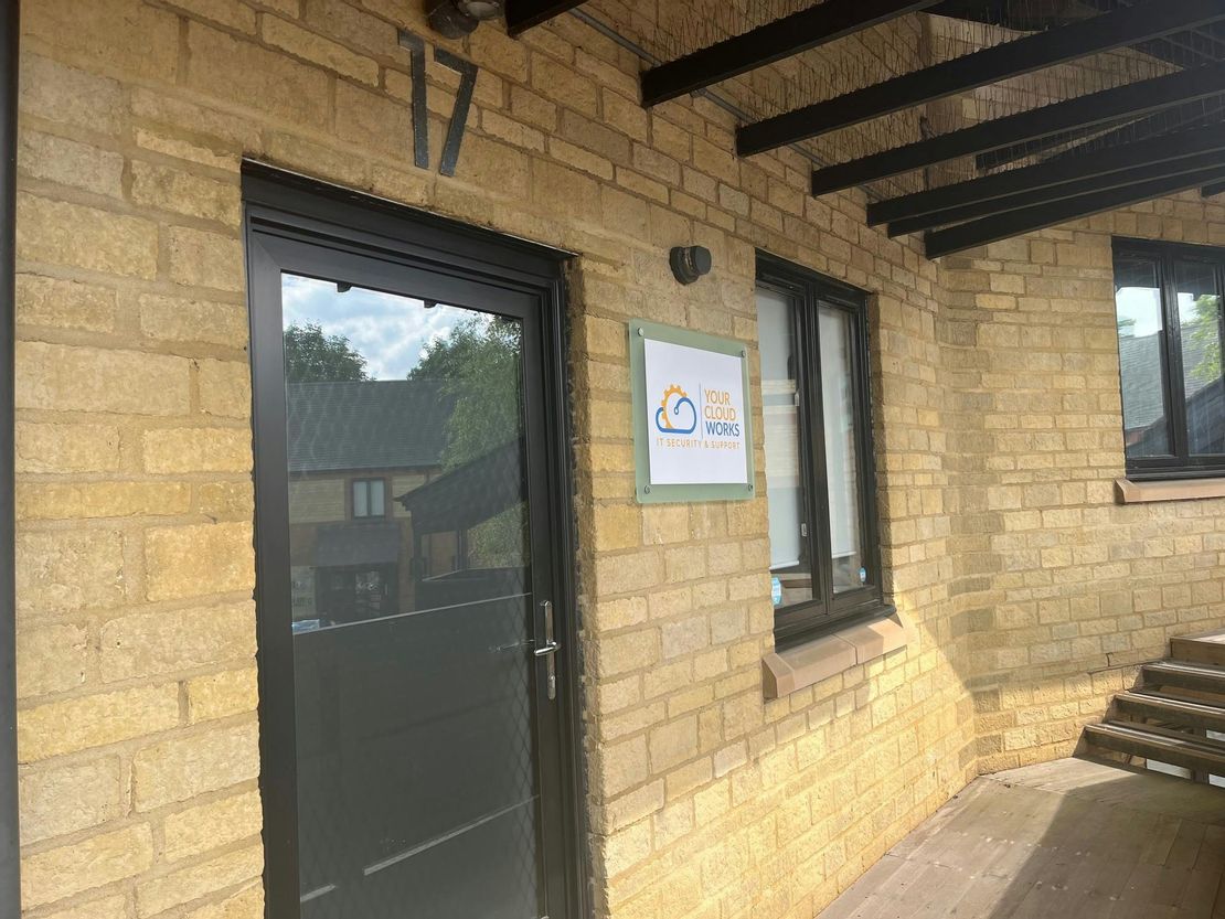 17 Canon Harnett Court, Warren Park, Wolverton Mill, Milton Keynes, MK12 5NF