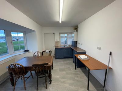 Property Image for Hendy, Port Penrhyn, Bangor, Gwynedd, LL57 4HN