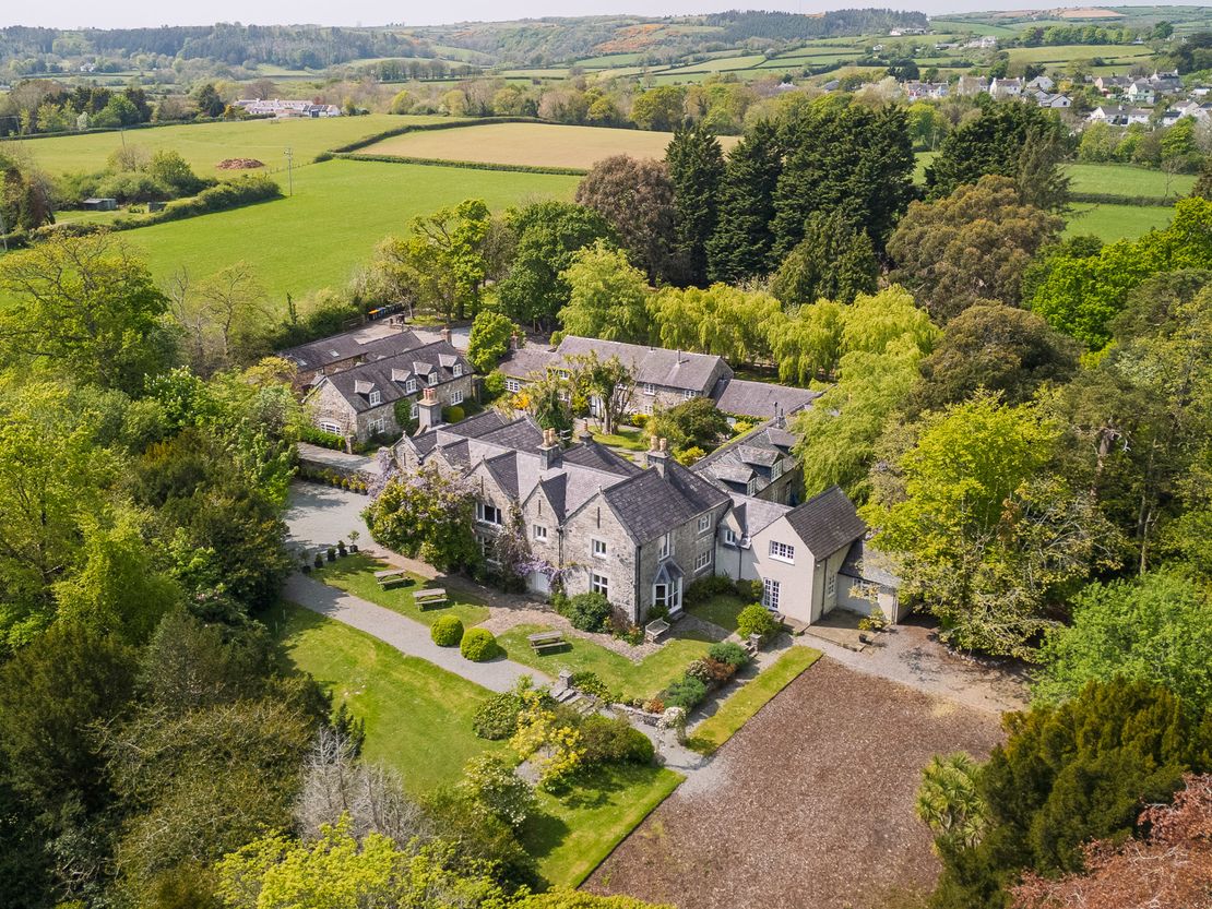 Tros Yr Afon, Penmon, Beaumaris, Anglesey, LL58 8RN