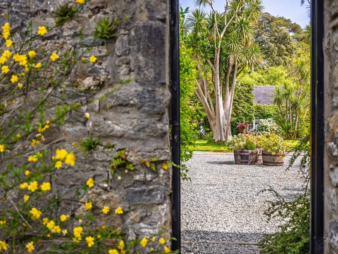 Tros Yr Afon, Penmon, Beaumaris, Anglesey, LL58 8RN