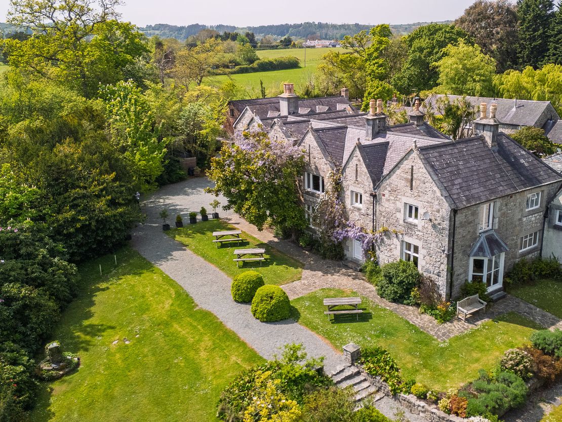 Tros Yr Afon, Penmon, Beaumaris, Anglesey, LL58 8RN