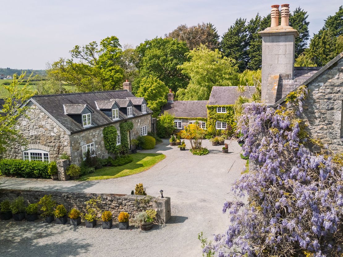 Tros Yr Afon, Penmon, Beaumaris, Anglesey, LL58 8RN
