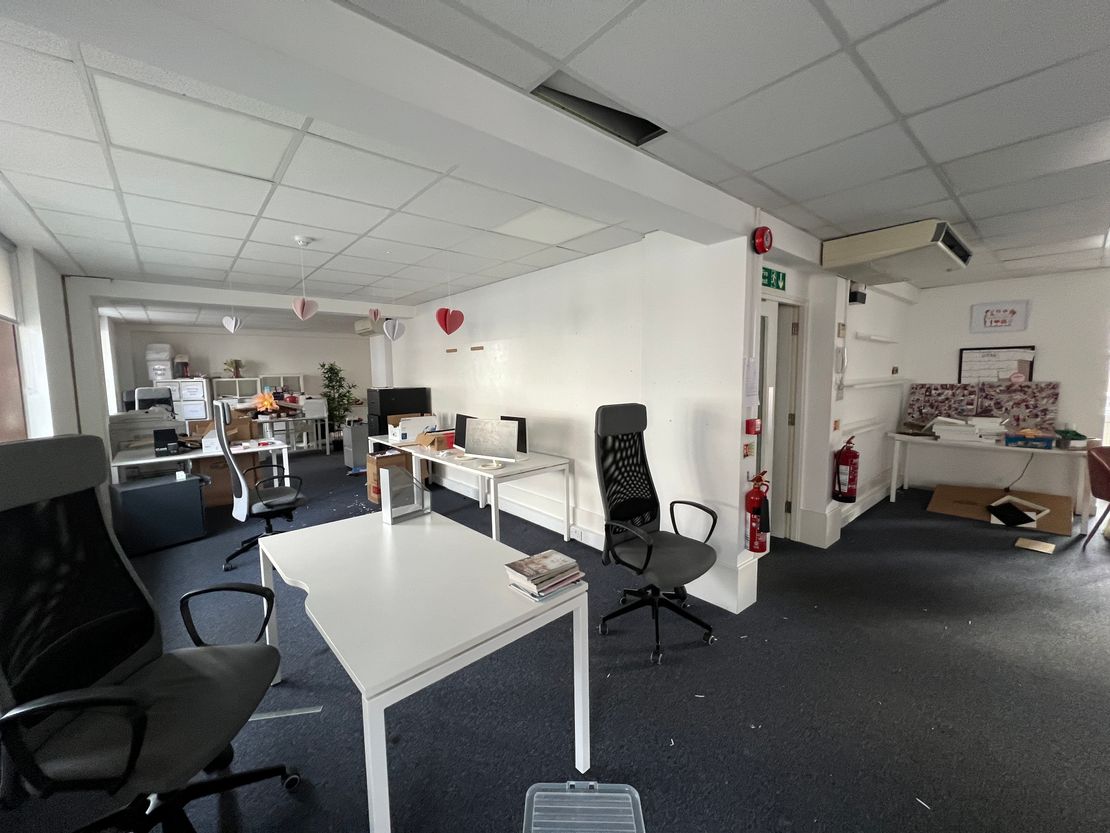 7-9 Baker Street, Weybridge, Surrey, KT13 8AF
