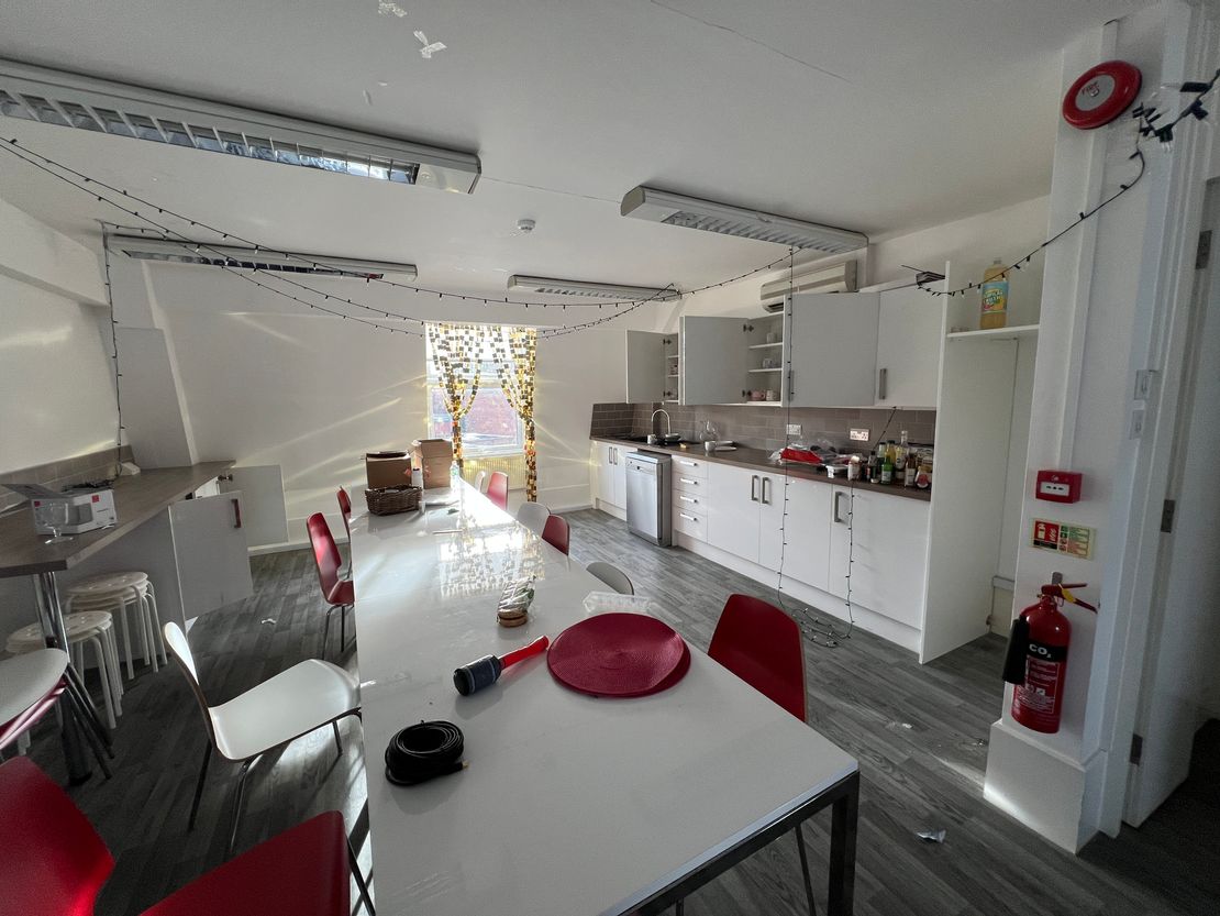 7-9 Baker Street, Weybridge, Surrey, KT13 8AF