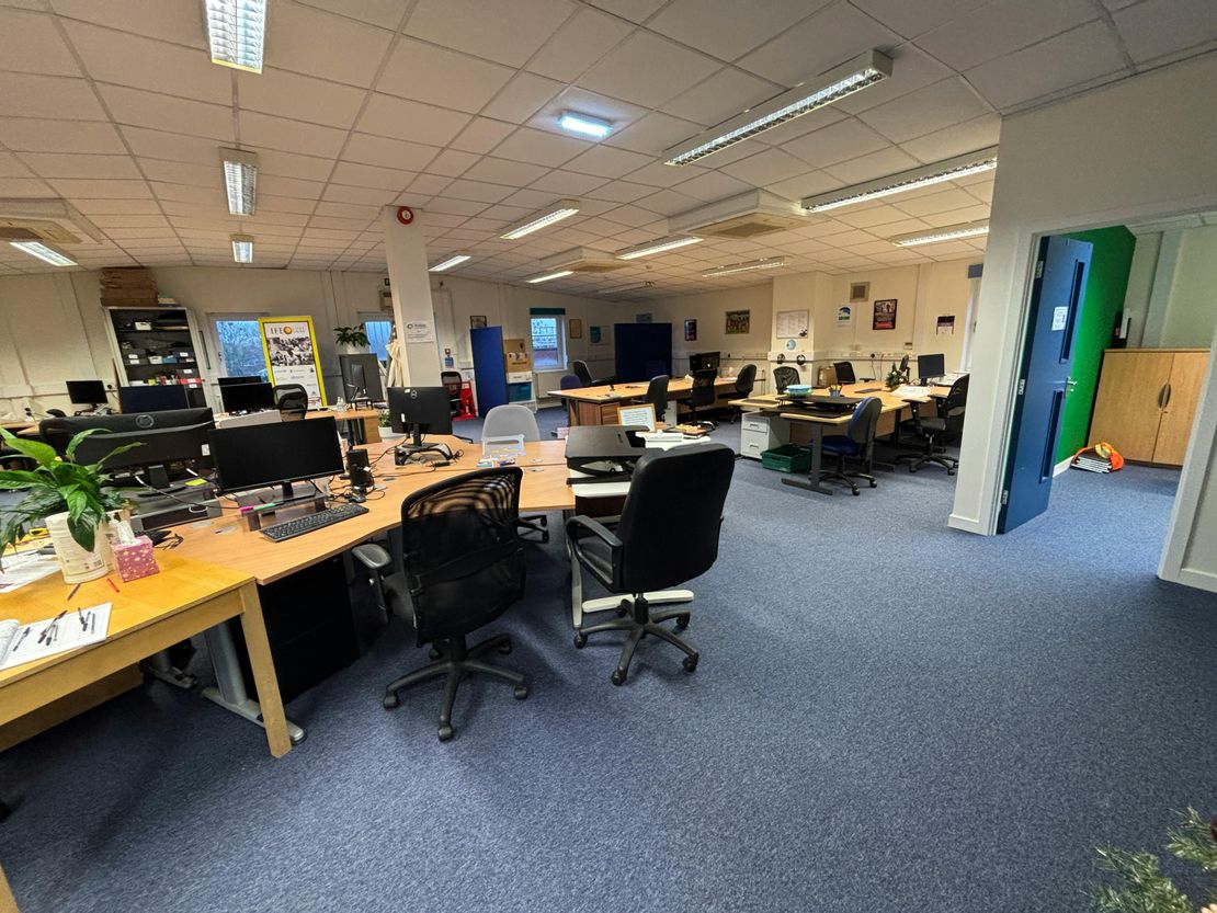 2nd Floor Office Suite, Marlborough House, 71 High Street, Kidlington, OX5 2DN