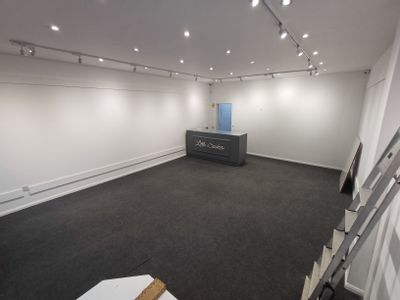Property Image for 20 Leeming Road, Borehamwood, Hertfordshire, WD6 4DU