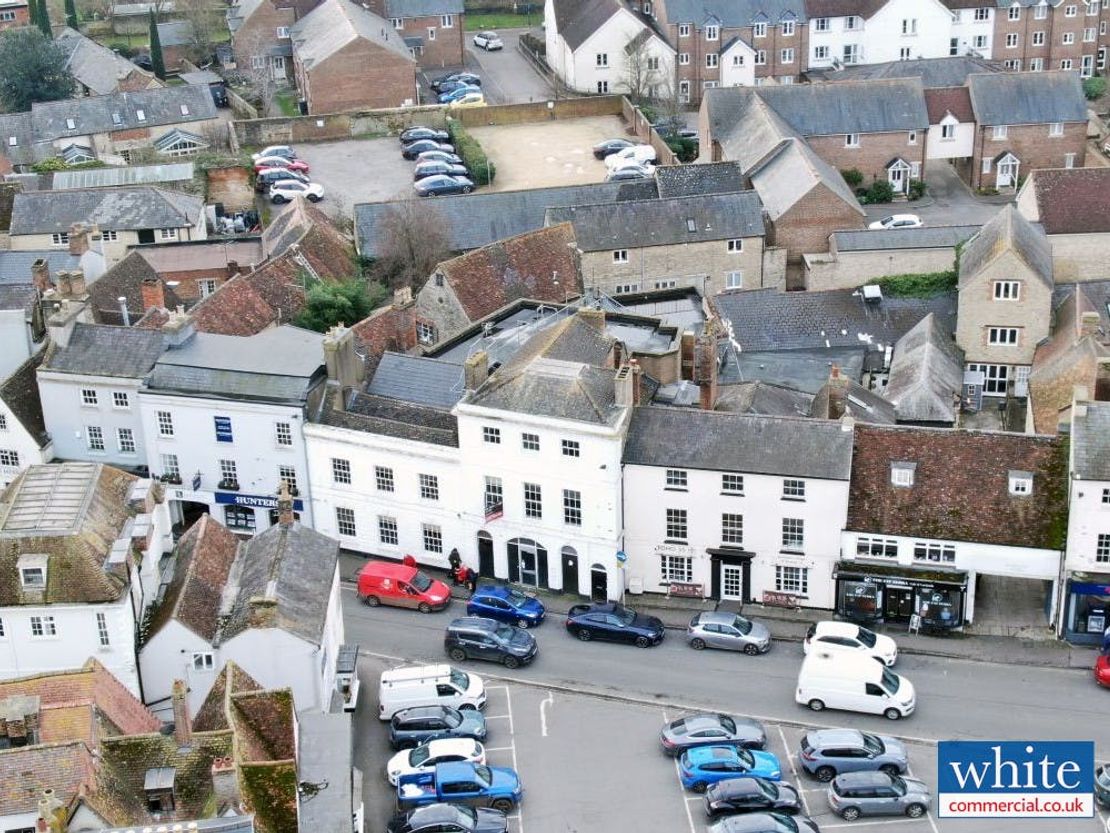 36 Market Square, Bicester, OX26 6AG