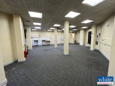 Property Image for 36 Market Square, Bicester, OX26 6AG
