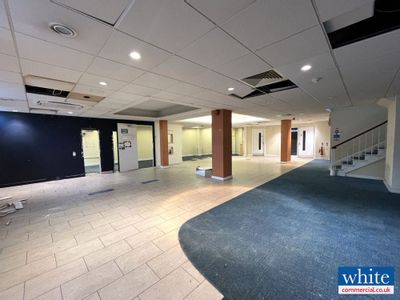 Property Image for 36 Market Square, Bicester, OX26 6AG