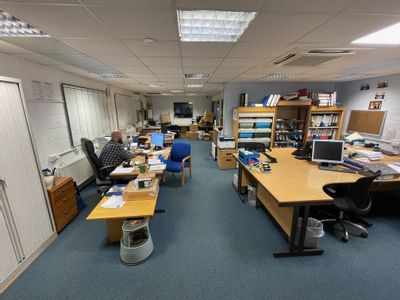Property Image for Unit B6 Falcon Business Park, Ivanhoe Rd, Wokingham RG40 4QQ