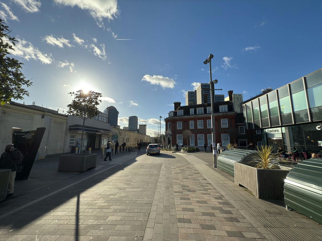1-2 High Street, Woking, GU21 6BG