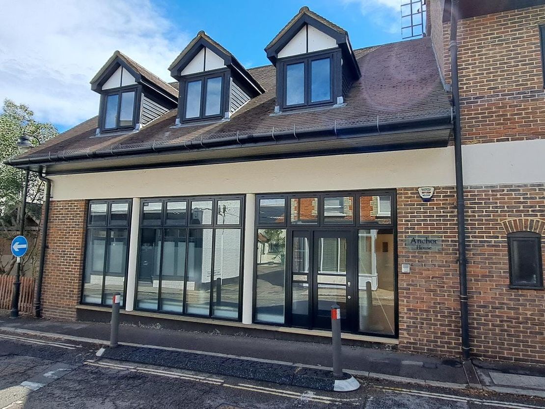 Anchor House (First Floor), 50 High Street, Bagshot, GU19 5AW