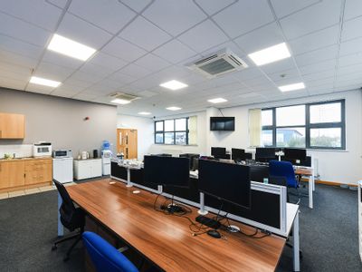 Property Image for Unit C2, Centre 38, Barton Business Park, Burton on Trent, Staffordshire, DE13 8BX