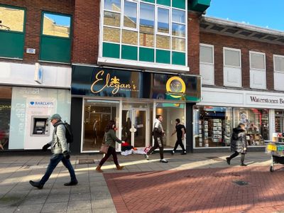 Property Image for 8 The Martlets, Crawley, West Sussex, RH10 1ES