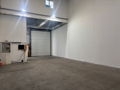 Property Image for Unit 12, Vale Industrial Park, 170 Rowan Road, London, Greater London, SW16 5BN