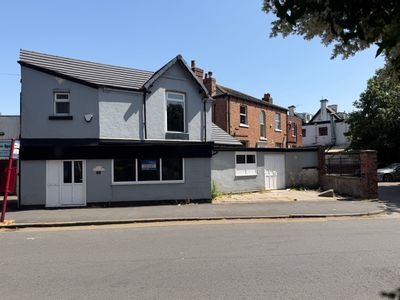 Property Image for 3a Manygates Lane, Sandal, Wakefield, WF1 5NJ