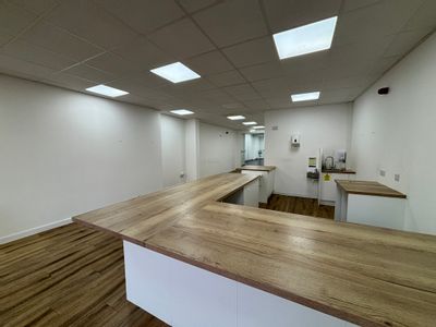 Property Image for 33 Castle Street, Aberdeen, Aberdeenshire, AB11 5BB