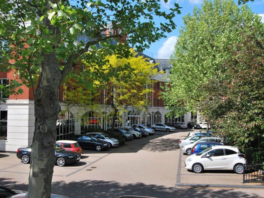 Stag House, Old London Road, Hertford, SG13 7LA