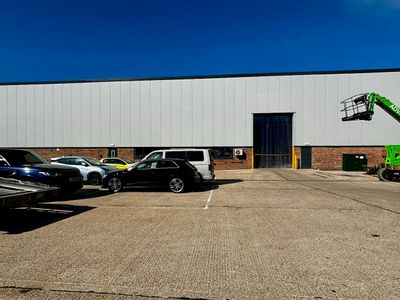 Property Image for Unit 2 Dunhams Court, Letchworth Garden City, SG6 1WB