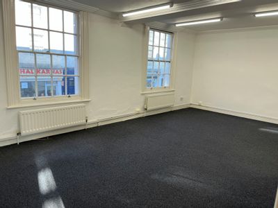 Property Image for First Floor Offices, 52-54 Regent Street, Leamington Spa, CV32 5EG