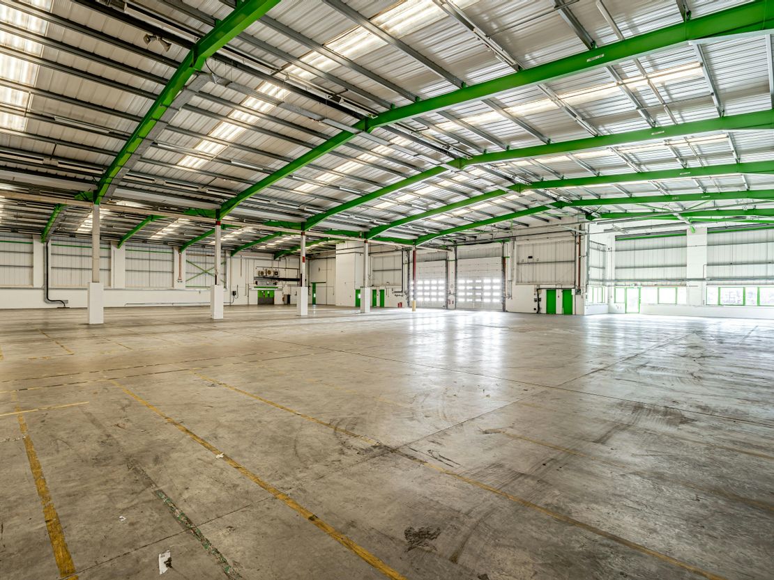 Units 10 & 11, St. Martins Business Centre, St. Martins Way, Bedford, MK42 0LF
