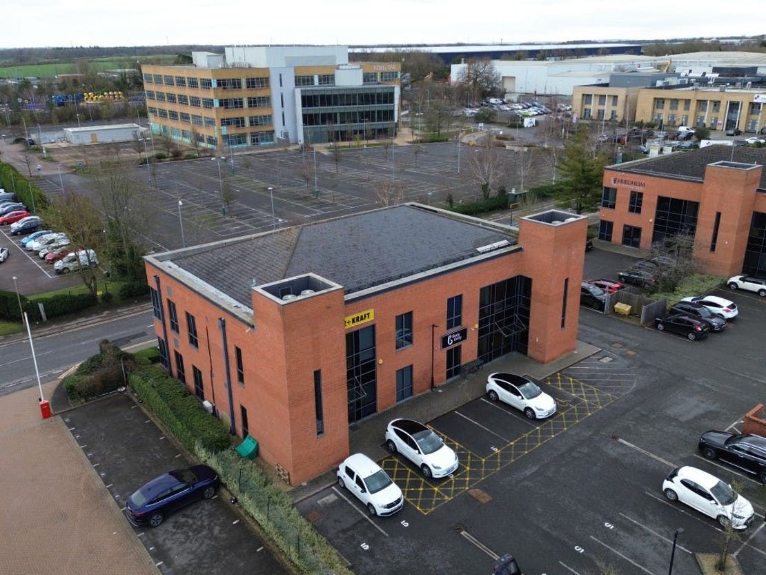 Unit 5, Zodiac, Boundary Way, Hemel Hempstead Industrial Estate, Hemel Hempstead, HP2 7SJ