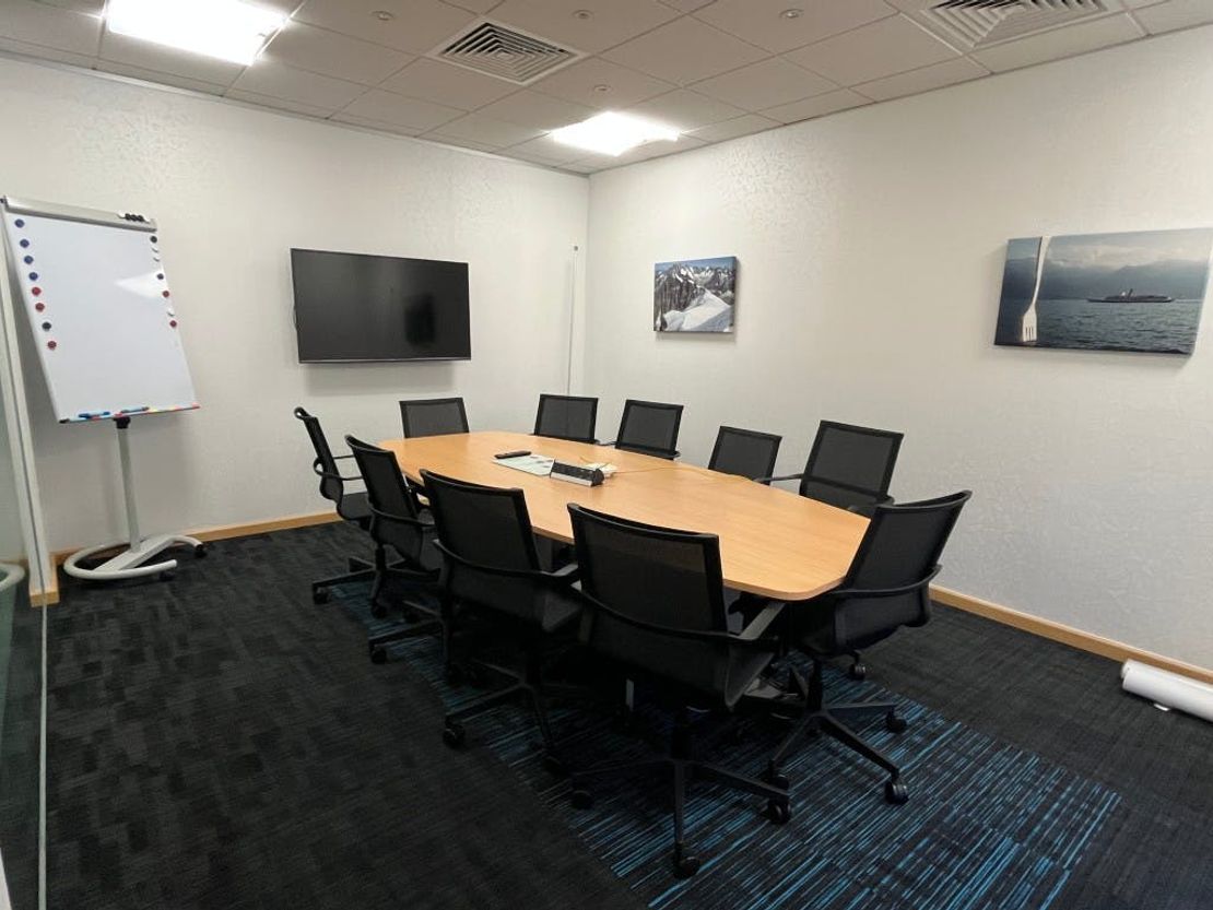 Unit 5, Zodiac, Boundary Way, Hemel Hempstead Industrial Estate, Hemel Hempstead, HP2 7SJ