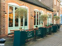 Property Image for 5 West Street Haslemere Surrey GU27 2AF
