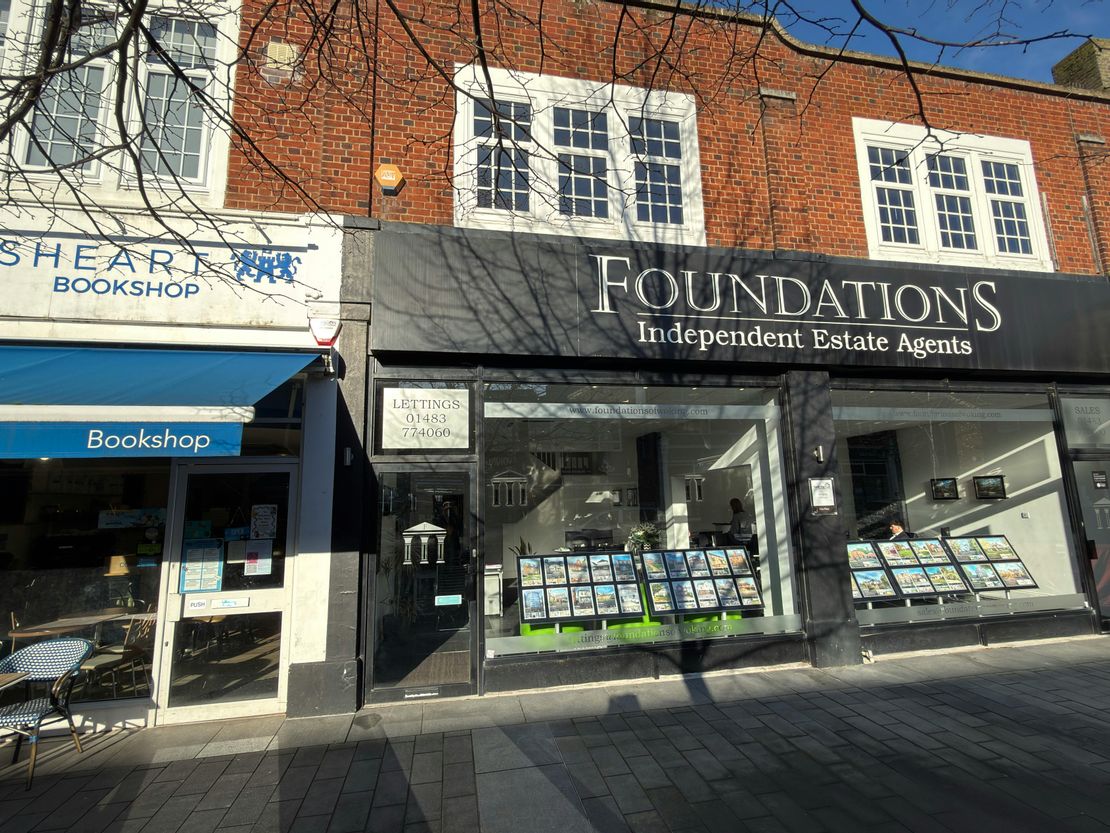 69 Commercial Way, Woking, GU21 6HN