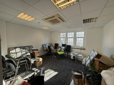 Property Image for 69 Commercial Way, Woking, GU21 6HN