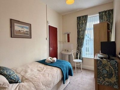 Property Image for Westcliffe Hotel 46 King Edward Avenue, Blackpool, FY2