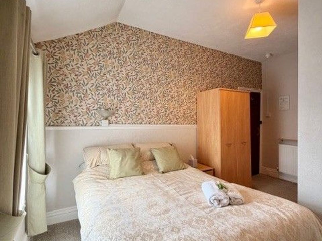 Westcliffe Hotel 46 King Edward Avenue, Blackpool, FY2